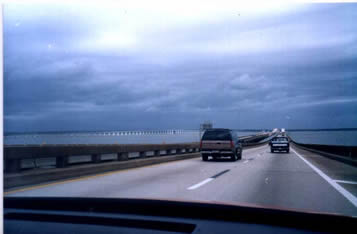 A bridge of cross the sea in the Sonta Rosa at the gulf of Mexico (Feb.10.1995)